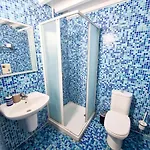 Traditional Village Pool Paradise Family Apartament *